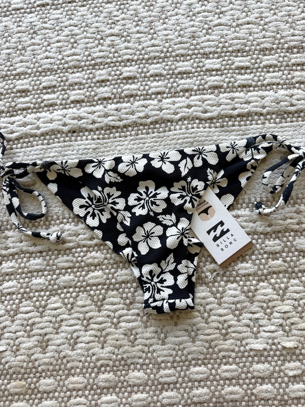 🔥🔥BILLABONG - UNRELEASED ALWAYS ALOHA SIDE TIE TANGA BOTTOMS🔥🔥